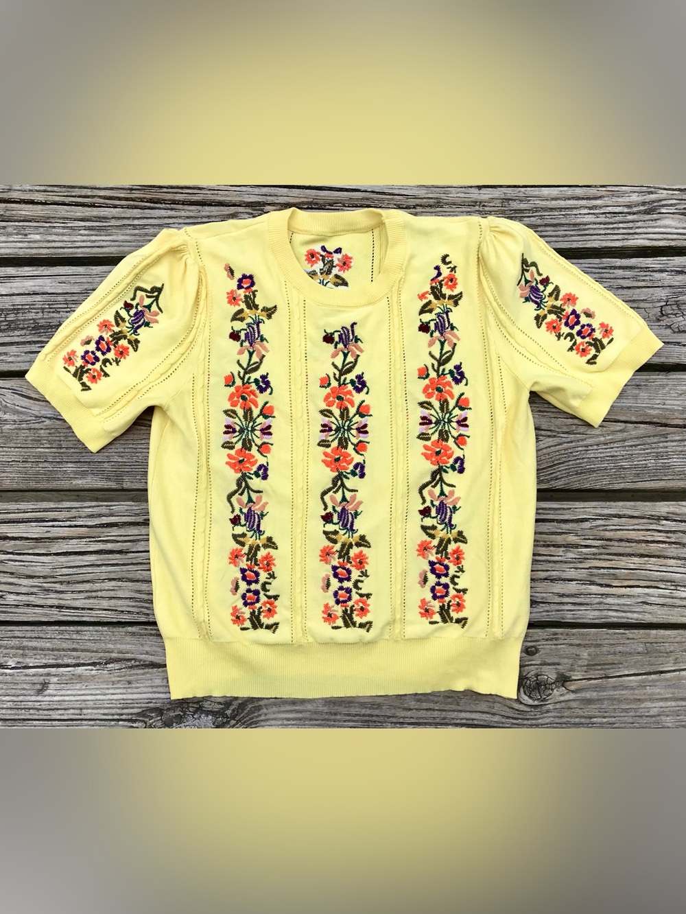 Ladies XL Overseas Woven Knit Embroidered Flower Short Sleeve Sweater Summer Top